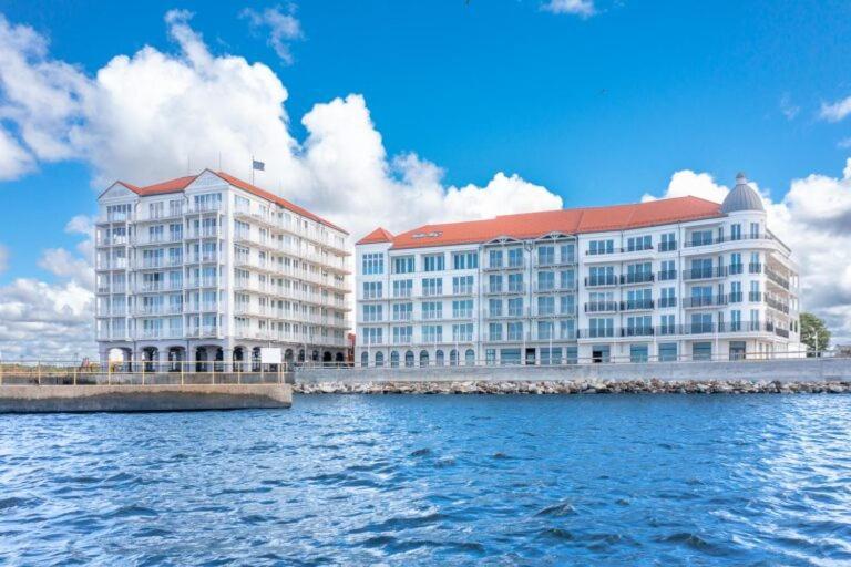 Marina Royale Darlowo - Apartamenty Ultra Mar Nad Morzem Дарлувко Екстер'єр фото