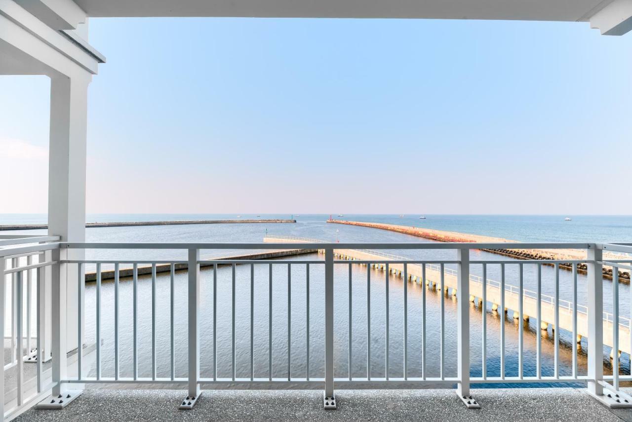 Marina Royale Darlowo - Apartamenty Ultra Mar Nad Morzem Дарлувко Екстер'єр фото