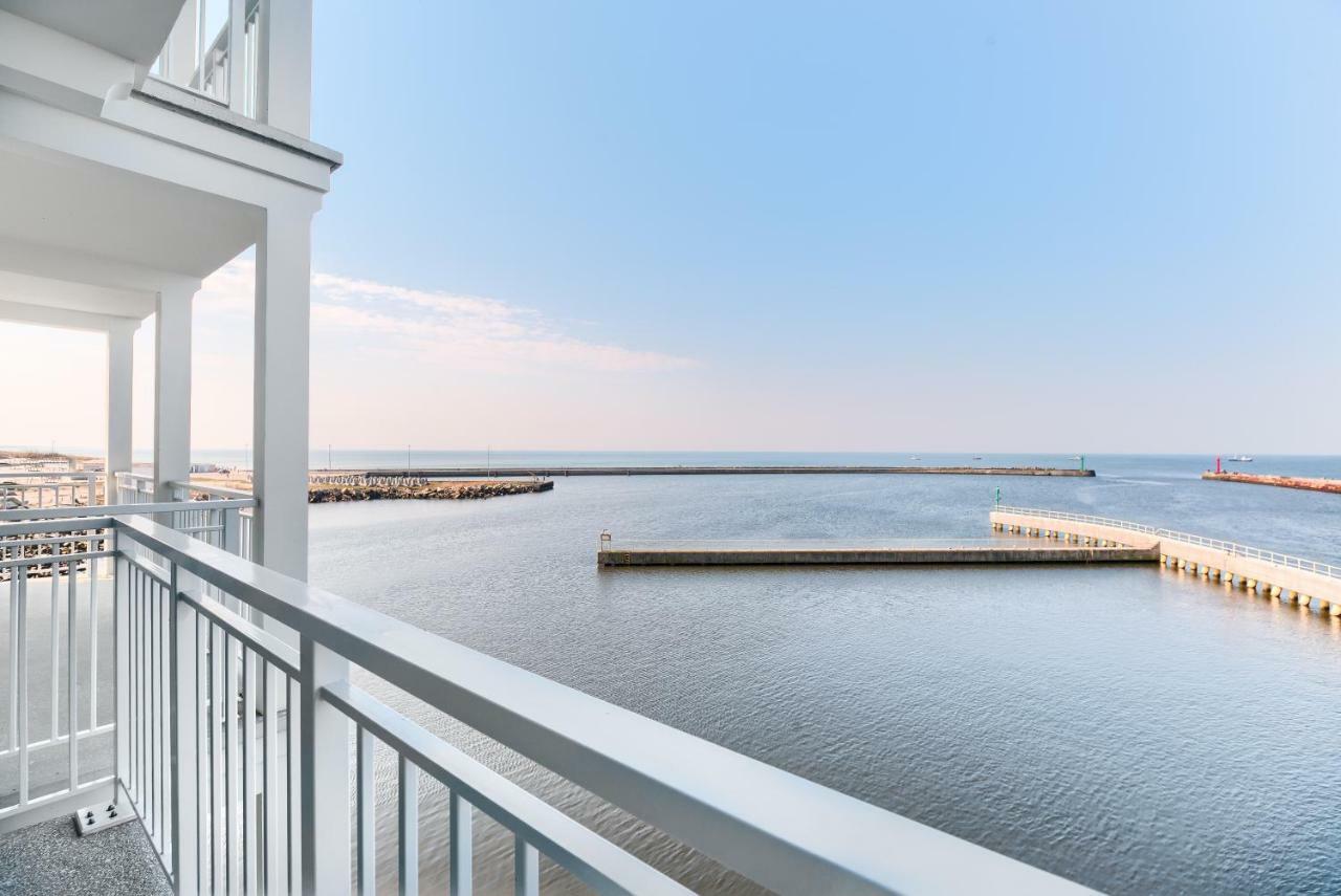 Marina Royale Darlowo - Apartamenty Ultra Mar Nad Morzem Дарлувко Екстер'єр фото